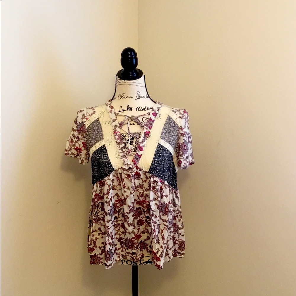 Gimmicks/BKE Women Top